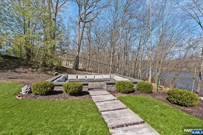 817 W Shore Drive, Kinnelon, NJ 07405 - Photo 42