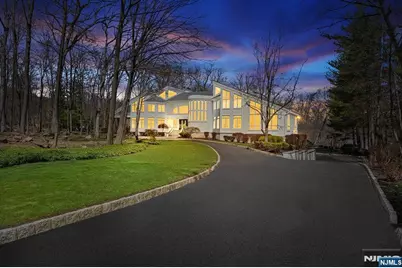 817 W Shore Drive, Kinnelon, NJ 07405 - Photo 1