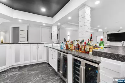 817 W Shore Drive, Kinnelon, NJ 07405 - Photo 38