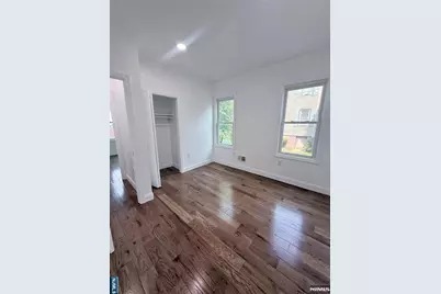 152 Washington Street, Lodi, NJ 07644 - Photo 10