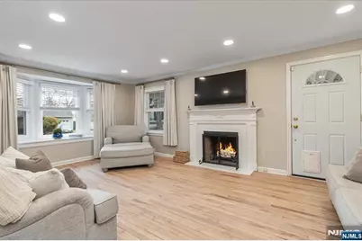 314 Carteret Terrace, Orange, NJ 07050 - Photo 6