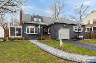 314 Carteret Terrace, Orange, NJ 07050 - Photo 36