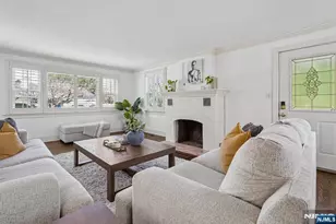 122 Johnson Ave, Mahwah, NJ 07430 - Photo 4