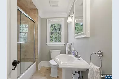 395 Frances Place, Wyckoff Township, NJ 07481 - Photo 18