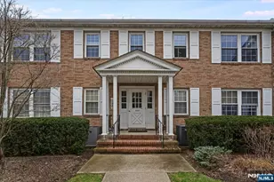 364 E Ridgewood Ave 6, Ridgewood, NJ 07450 - Photo 2