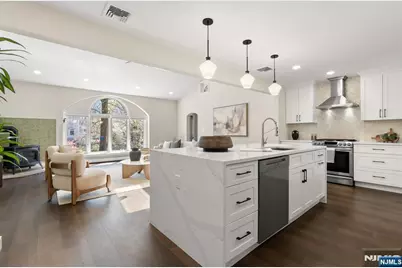 519 Summit Street, Ridgewood, NJ 07450 - Photo 6