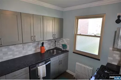 135 E Clinton 4A #4A, Bergenfield, NJ 07621 - Photo 10