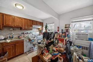 243 Johnson Ave L4, Hackensack, NJ 07601 - Photo 4