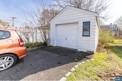 71 Hobart Avenue, Rutherford, NJ 07070 - Photo 24