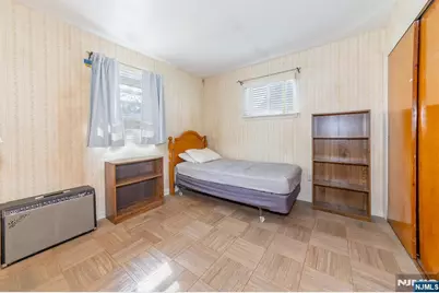 71 Hobart Avenue, Rutherford, NJ 07070 - Photo 16