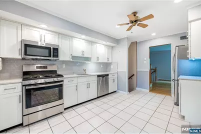18 Dogwood Court, Westwood, NJ 07675 - Photo 14