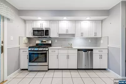 18 Dogwood Court, Westwood, NJ 07675 - Photo 16