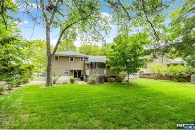 18 Dogwood Court, Westwood, NJ 07675 - Photo 34