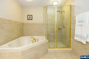 34 Candlewood Dr, Old Tappan, NJ 07675 - Photo 16