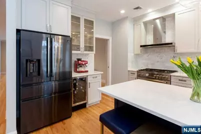 34 Candlewood Drive, Old Tappan, NJ 07675 - Photo 6