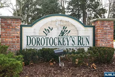 34 Candlewood Drive, Old Tappan, NJ 07675 - Photo 2