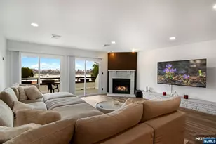 300 Gorge Road 36, Cliffside Park, NJ 07010 - Photo 1