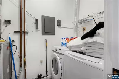 300 Gorge Road 36 #36, Cliffside Park, NJ 07010 - Photo 16