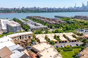 300 Gorge Road 36, Cliffside Park, NJ 07010 - Photo 20