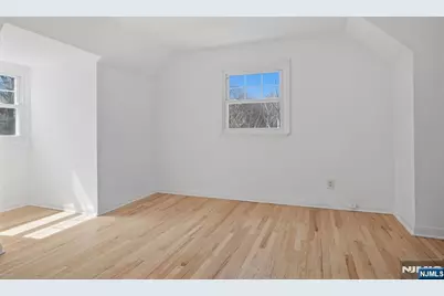 263 Genesee Avenue, Englewood, NJ 07631 - Photo 12
