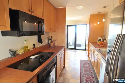 250 Gorge Road 28I #28I, Cliffside Park, NJ 07010 - Photo 8