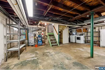 971 Garrison Avenue, Teaneck Township, NJ 07666 - Photo 36