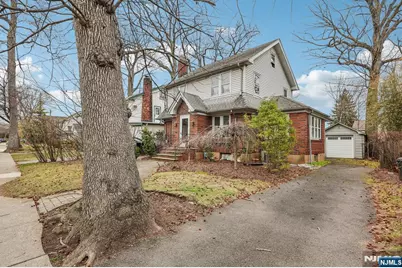 971 Garrison Avenue, Teaneck Township, NJ 07666 - Photo 40