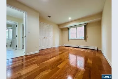 2411 6th Street B #B, Fort Lee, NJ 07024 - Photo 6