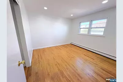 389 Madeline Avenue, Garfield, NJ 07026 - Photo 8