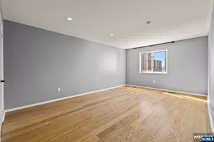 319 Gorge Road 6, Cliffside Park, NJ 07010 - Photo 18