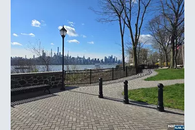 321 79th Street 29 #29, North Bergen, NJ 07047 - Photo 24