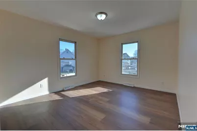 90 Dewey, Bloomfield, NJ 07003 - Photo 12