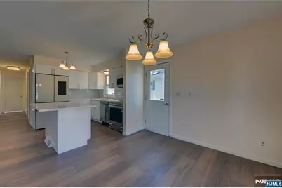 90 Dewey, Bloomfield, NJ 07003 - Photo 4