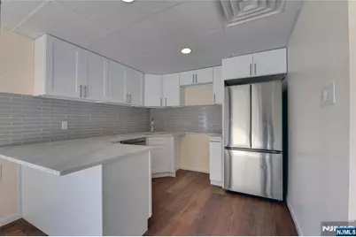 90 Dewey, Bloomfield, NJ 07003 - Photo 20