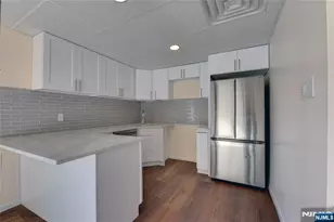 90 Dewey, Bloomfield, NJ 07003 - Photo 20