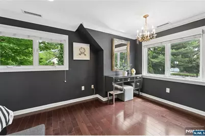 169 Clinton Avenue, Tenafly, NJ 07670 - Photo 28