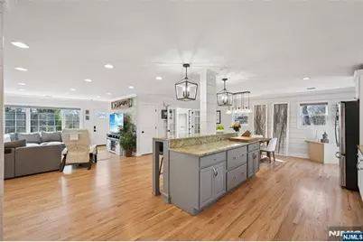 19 White Terrace, Ramsey, NJ 07446 - Photo 2