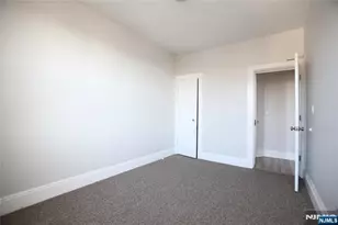 210 Day Ave, Cliffside Park, NJ 07010 - Photo 30