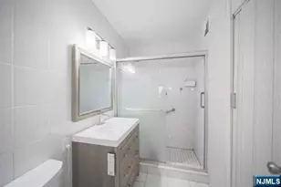 2100 Linwood Ave 17T, Fort Lee, NJ 07024 - Photo 8