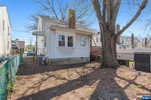 325 Hollywood Ave, Hillside, NJ 07205 - Photo 22