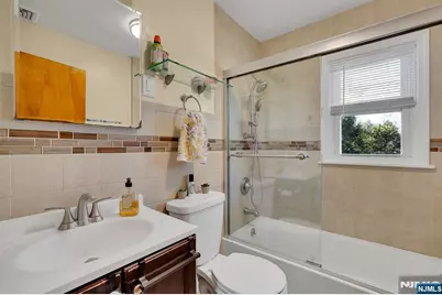 243 Donaldson Avenue, Rutherford, NJ 07070 - Photo 10