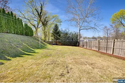 243 Donaldson Avenue, Rutherford, NJ 07070 - Photo 28