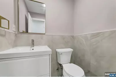 535 Orchard Avenue, Palisades Park, NJ 07650 - Photo 10