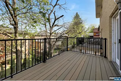 535 Orchard Avenue, Palisades Park, NJ 07650 - Photo 16