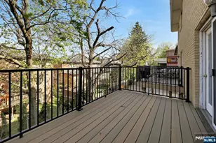 535 Orchard Ave, Palisades Park, NJ 07650 - Photo 16