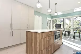 42 Bellgrove Dr, Mahwah, NJ 07430 - Photo 18