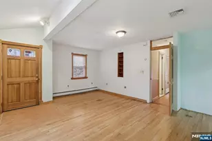 27 Jagoe St, Bergenfield, NJ 07621 - Photo 22