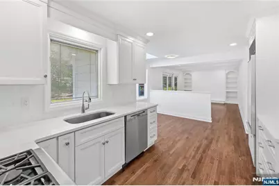 710 Tulip Place, River Vale Township, NJ 07675 - Photo 16