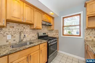 46 Center St, Clifton, NJ 07011 - Photo 8