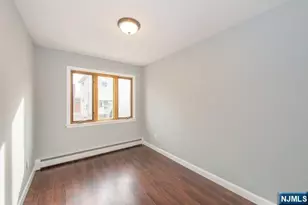 46 Center St, Clifton, NJ 07011 - Photo 4